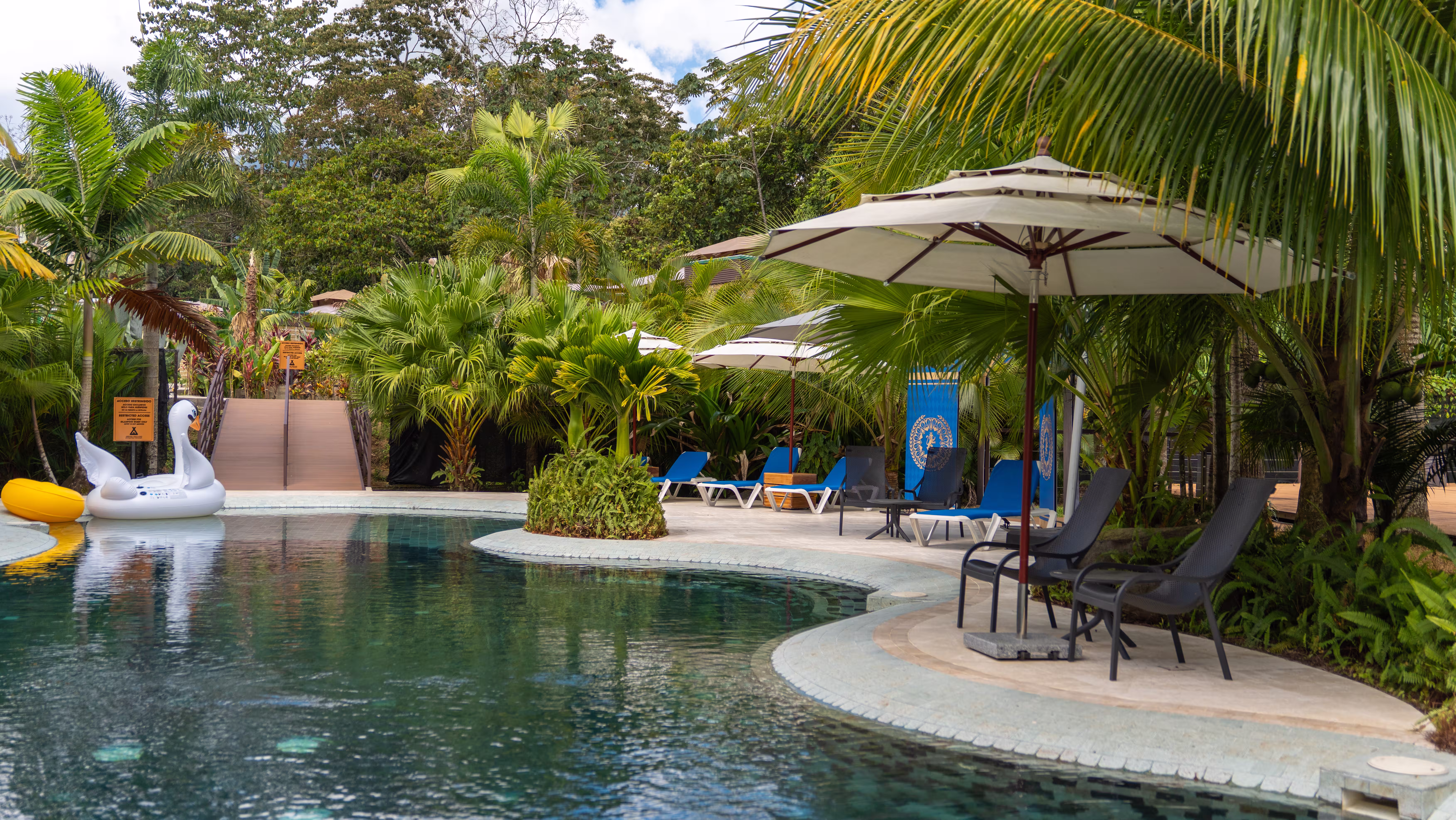 SELVA swimming pool at golden hour